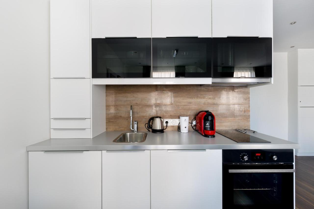 Budapest Central Square 2 Bedrooms Suite - Michaelides Voeroesmarty Square Residences Exterior foto