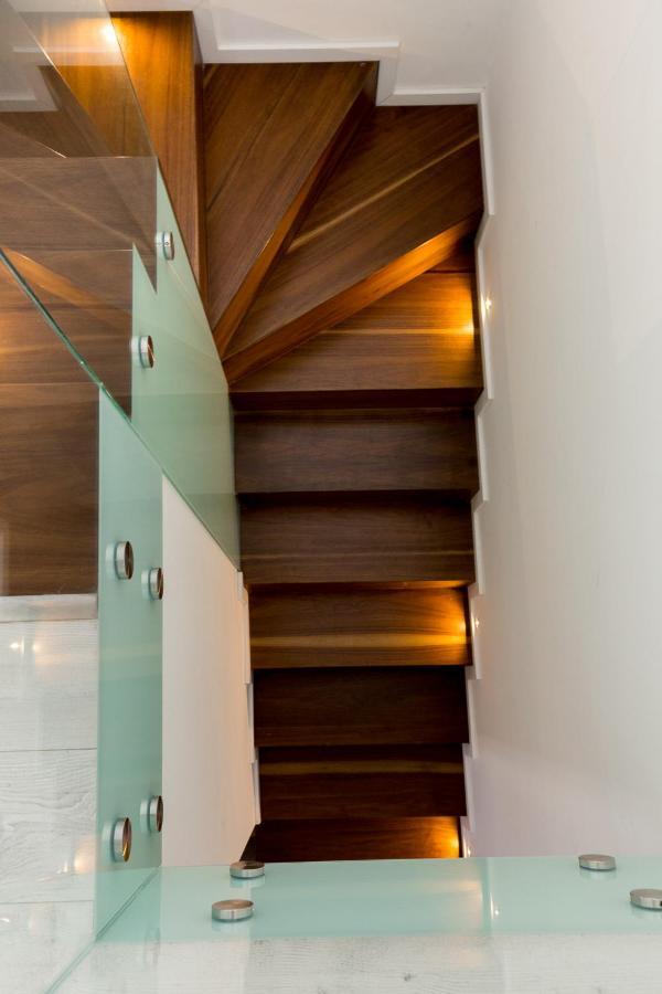 Budapest Central Square 2 Bedrooms Suite - Michaelides Voeroesmarty Square Residences Exterior foto